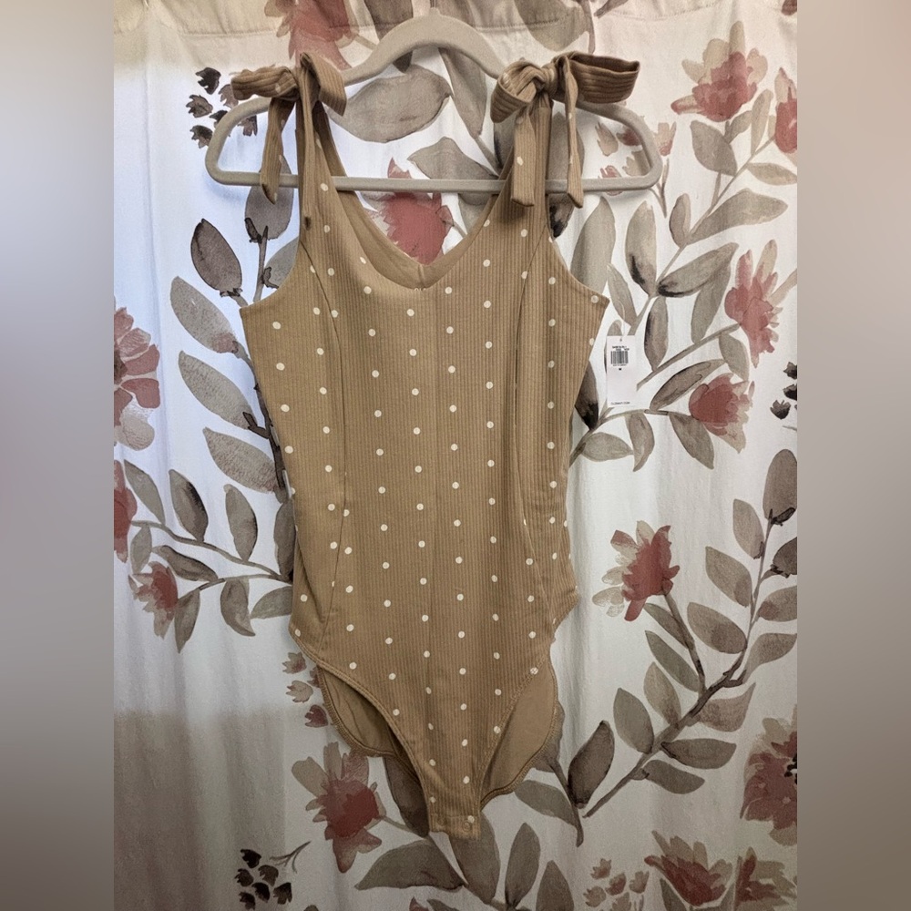 Old Navy Tie Shoulder V-neck Rib-knit Bodysuit